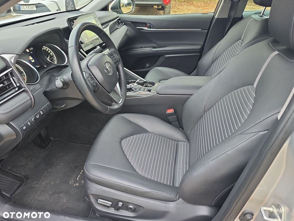 Toyota Camry 2.5 Hybrid Prestige CVT - 12