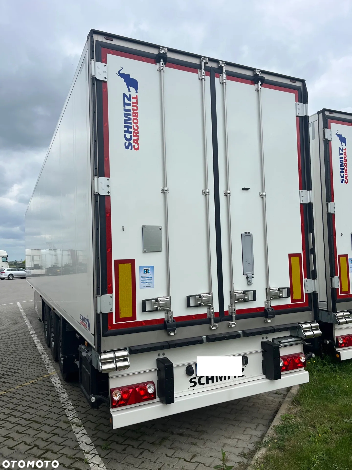Schmitz Cargobull SKO - 4