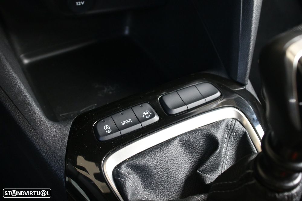 Opel Corsa 1.2 T GS - 24