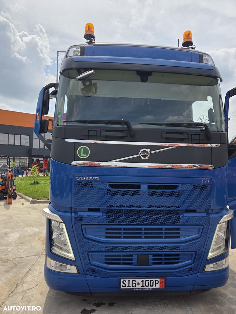 Volvo FH500, 6x2/4-AXA LIFTABILA si VIRATOARE, 500 CP euro 6, 2018, 553.963km, rulat in GERMANIA, Aeropachet, 2 paturi, frigider, 2 girofaruri, 2 rezervoare total 600l, Carte identitate RAR, posibil leasing 2 ani-STARE FOARTE BUNA-PROMOTIE 46.900 EUR+tva - 15