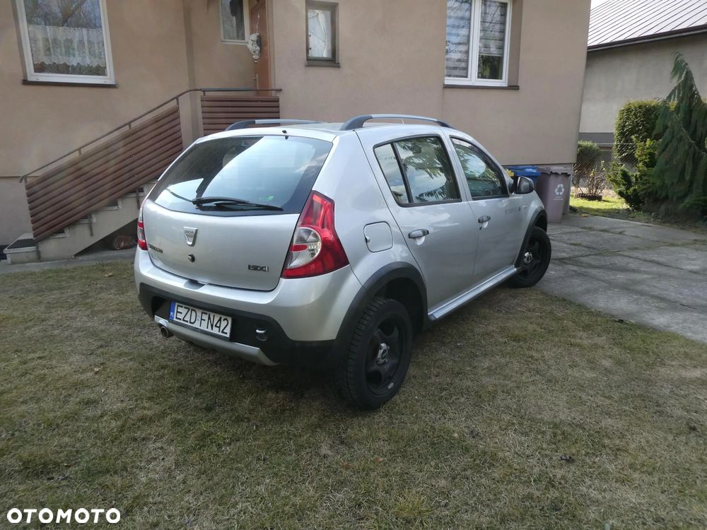 Dacia Sandero 1.5 dCi Laureate - 5