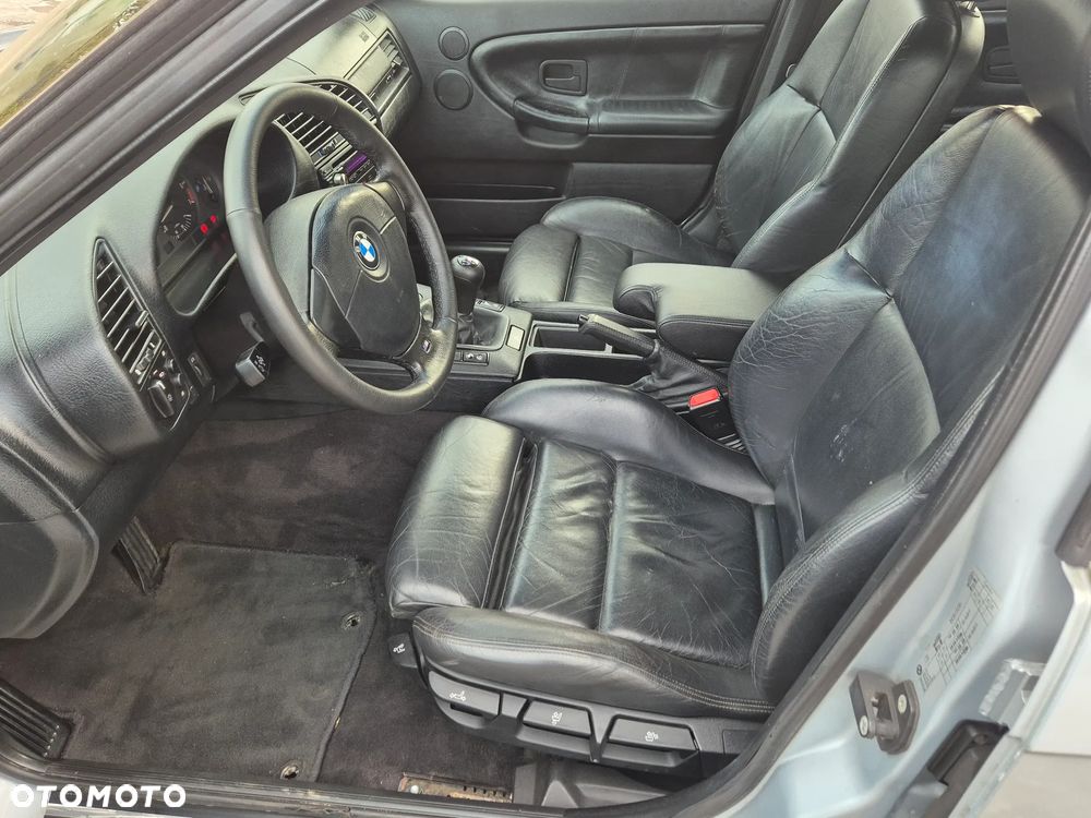 BMW Seria 3 - 3