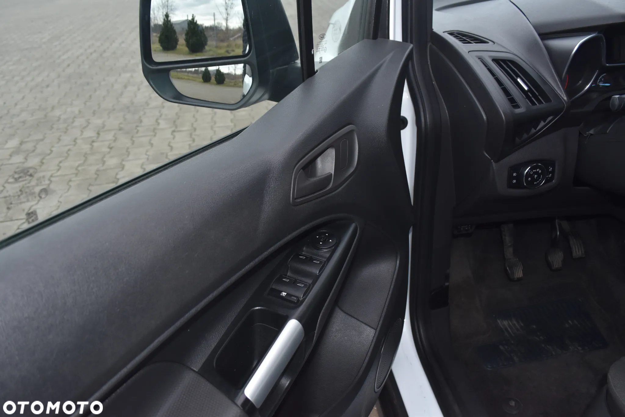 Ford Transit - 19
