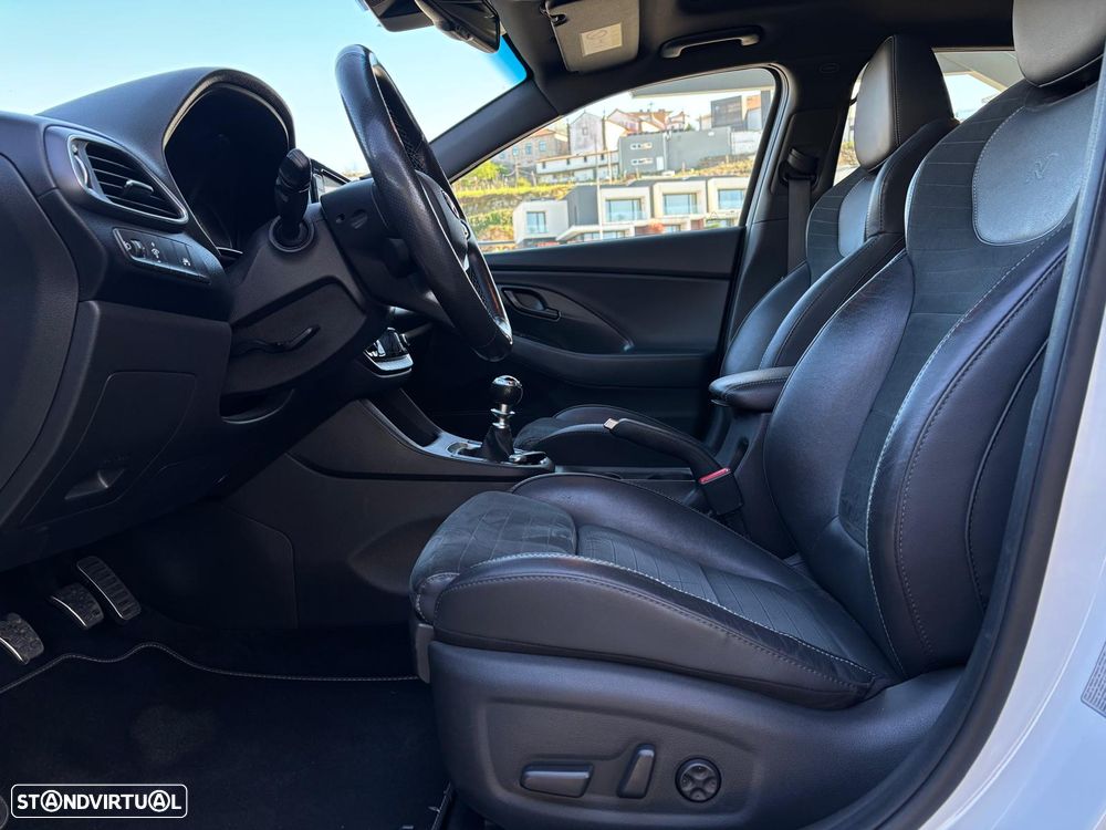 Hyundai i30 N 2.0 T-GDi Performance Pack - 5