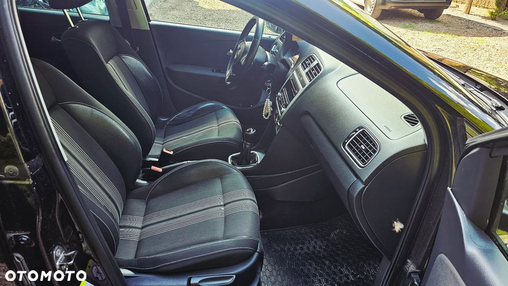 Volkswagen Polo 1.2 MATCH - 11