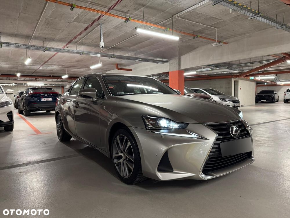 Lexus IS 200t Elegance - 3