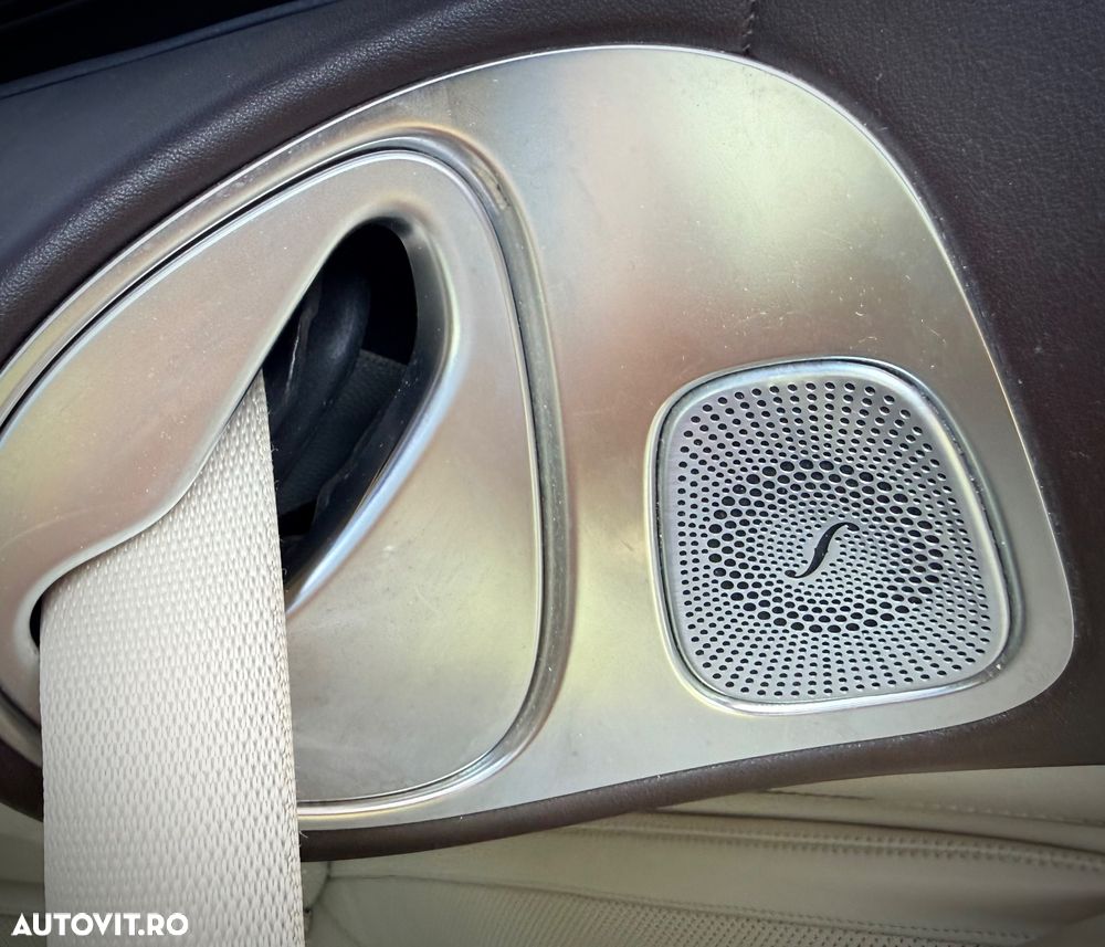 Mercedes-Benz S 560 4Matic 9G-TRONIC Exclusive Edition - 15