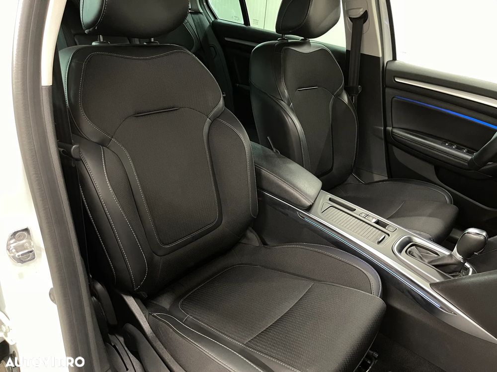 Renault Megane Blue dCi 116 EDC Intens - 11