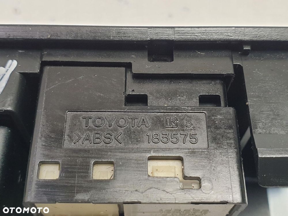 Avensis T25 PRZEŁĄCZNIK REGULACJI LUSTEREK panel - 2