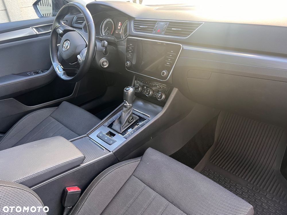 Skoda Superb 1.5 TSI Ambition DSG - 11