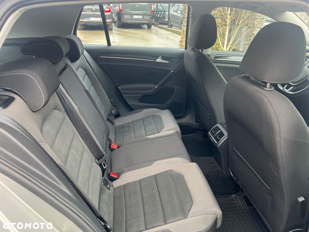 Volkswagen Golf 2.0 BlueTDI 4Motion Comfortline - 25