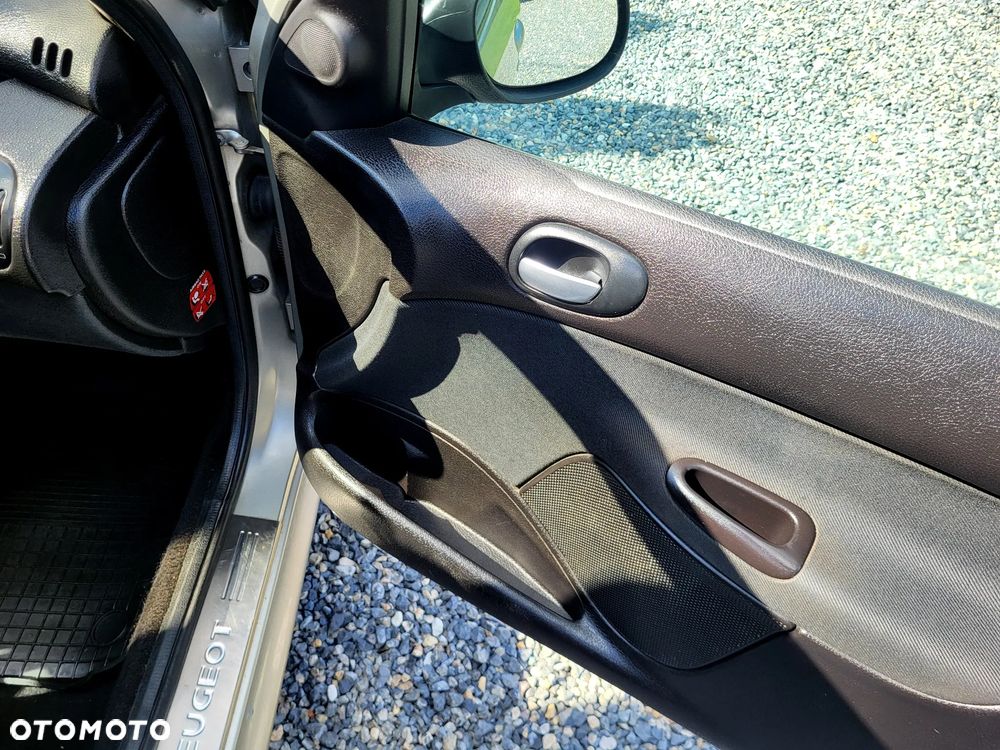 Peugeot 206 1.6 HDI XS - 16