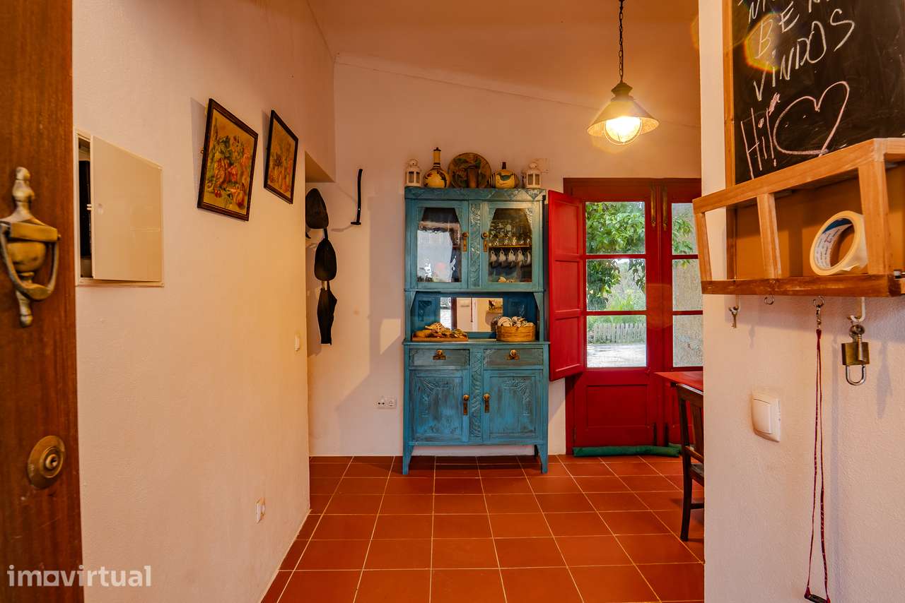 CASA COM QUINTAL | PARA VENDA | FALCOEIRAS - Grande imagem: 3/51