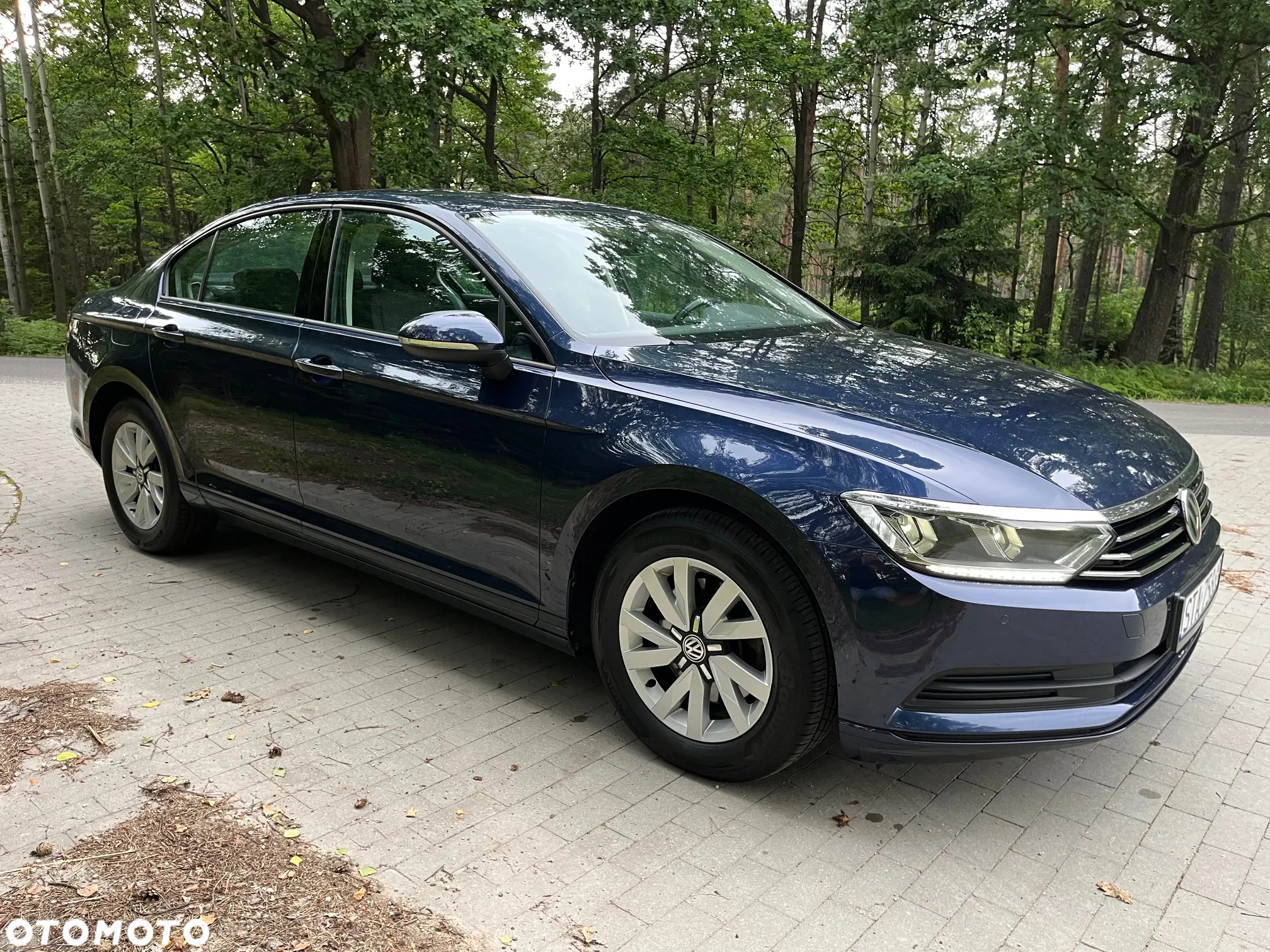 Volkswagen Passat 1.4 TSI BMT Trendline - 9