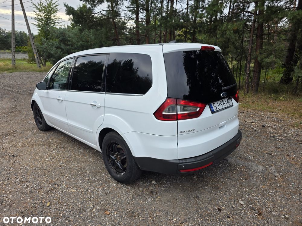 Ford Galaxy - 3