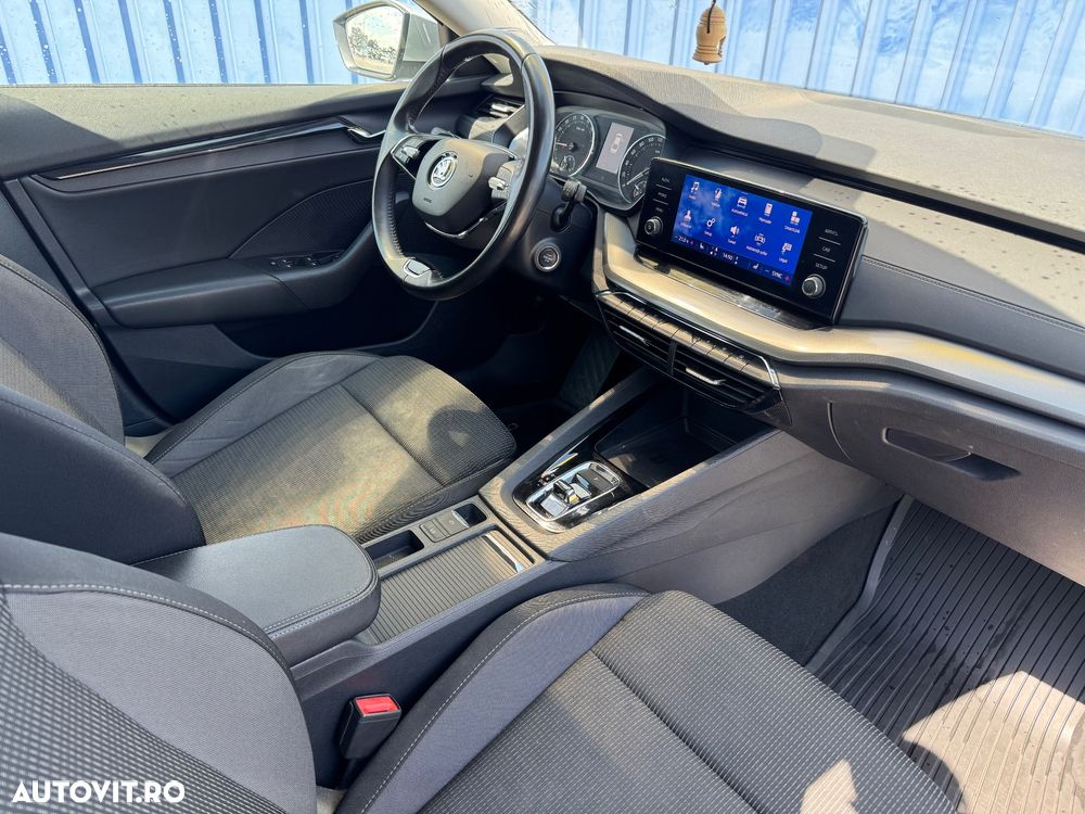 Skoda Octavia 2.0 TDI DSG Ambition - 9