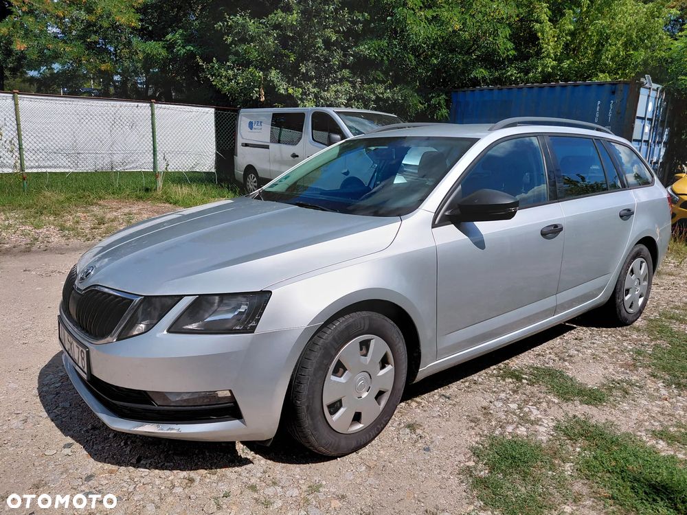 Skoda Octavia 1.6 TDI Ambition - 1