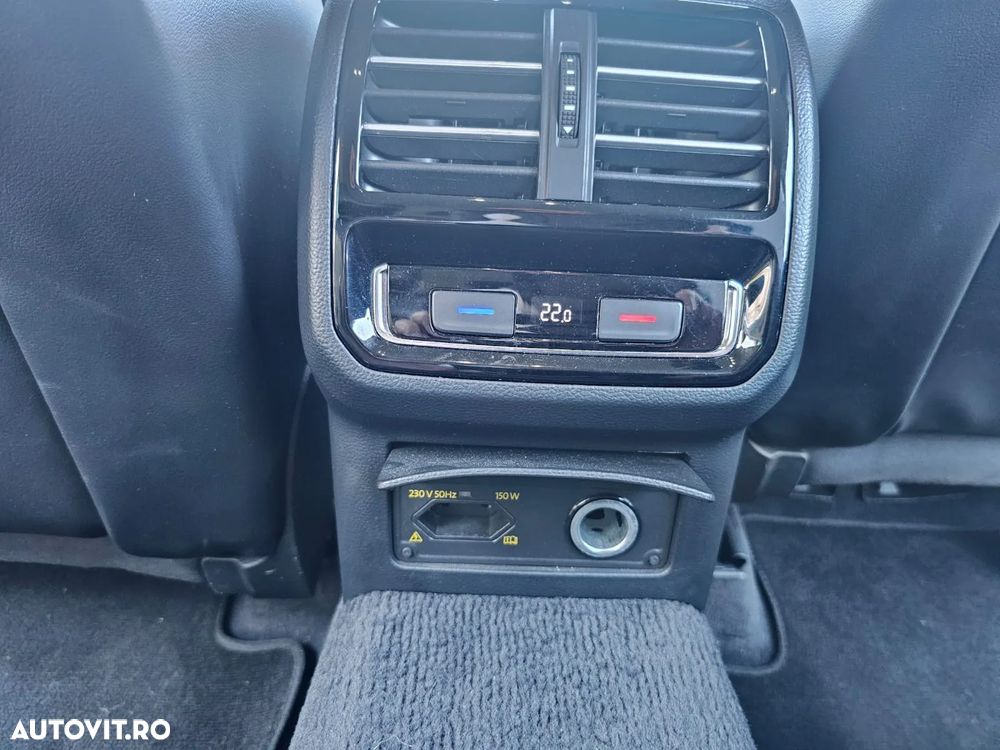 Volkswagen Passat Variant 2.0 BiTDI 4Mot DSG Highline - 14
