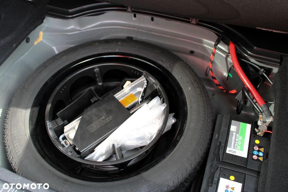 Mercedes-Benz Klasa E 500 Avantgarde - 26