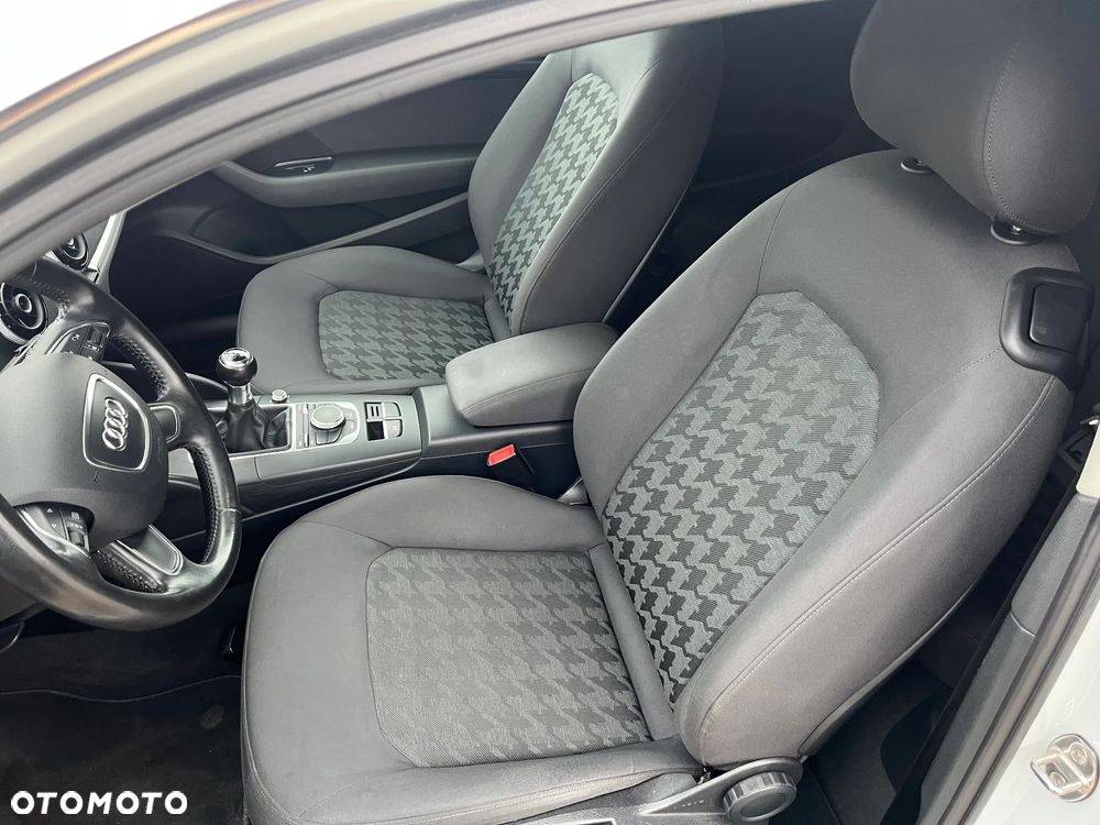 Audi A3 3-drzwiowe 1.4 TFSI Ambiente - 6