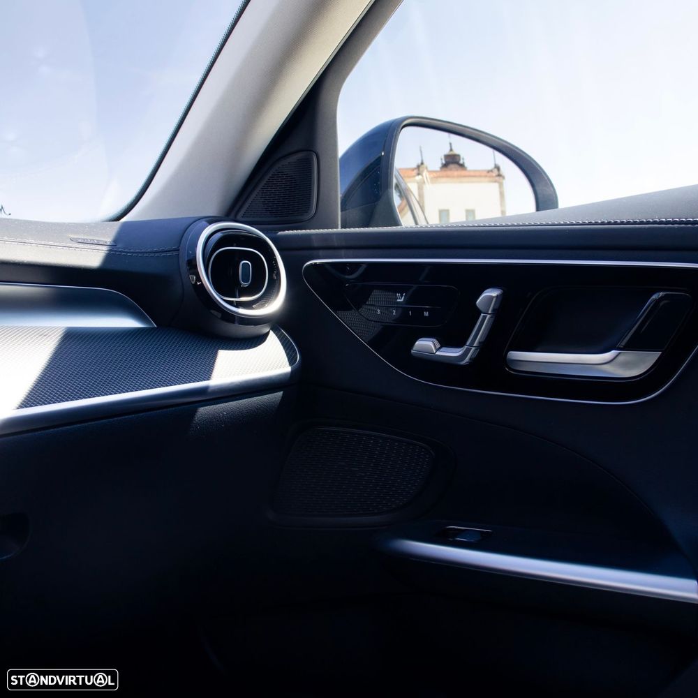 Mercedes-Benz C 300 e AMG Line - 17