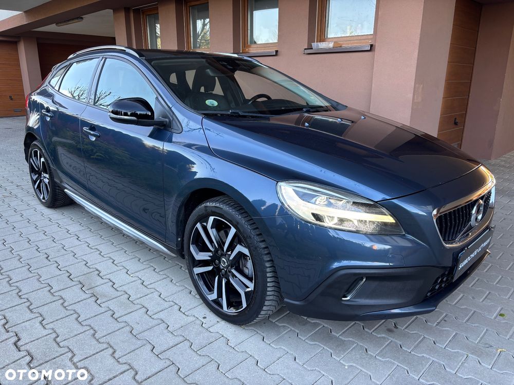 Volvo V40 Cross Country D3 Drive-E Summum - 3