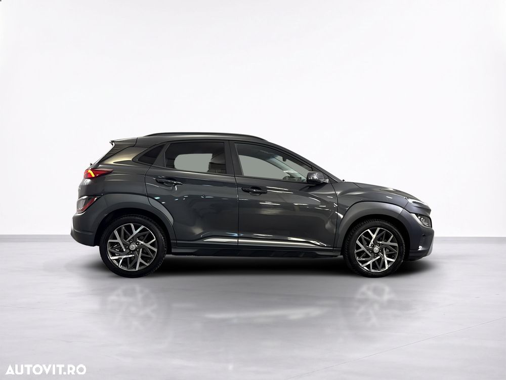 Hyundai KONA - 7