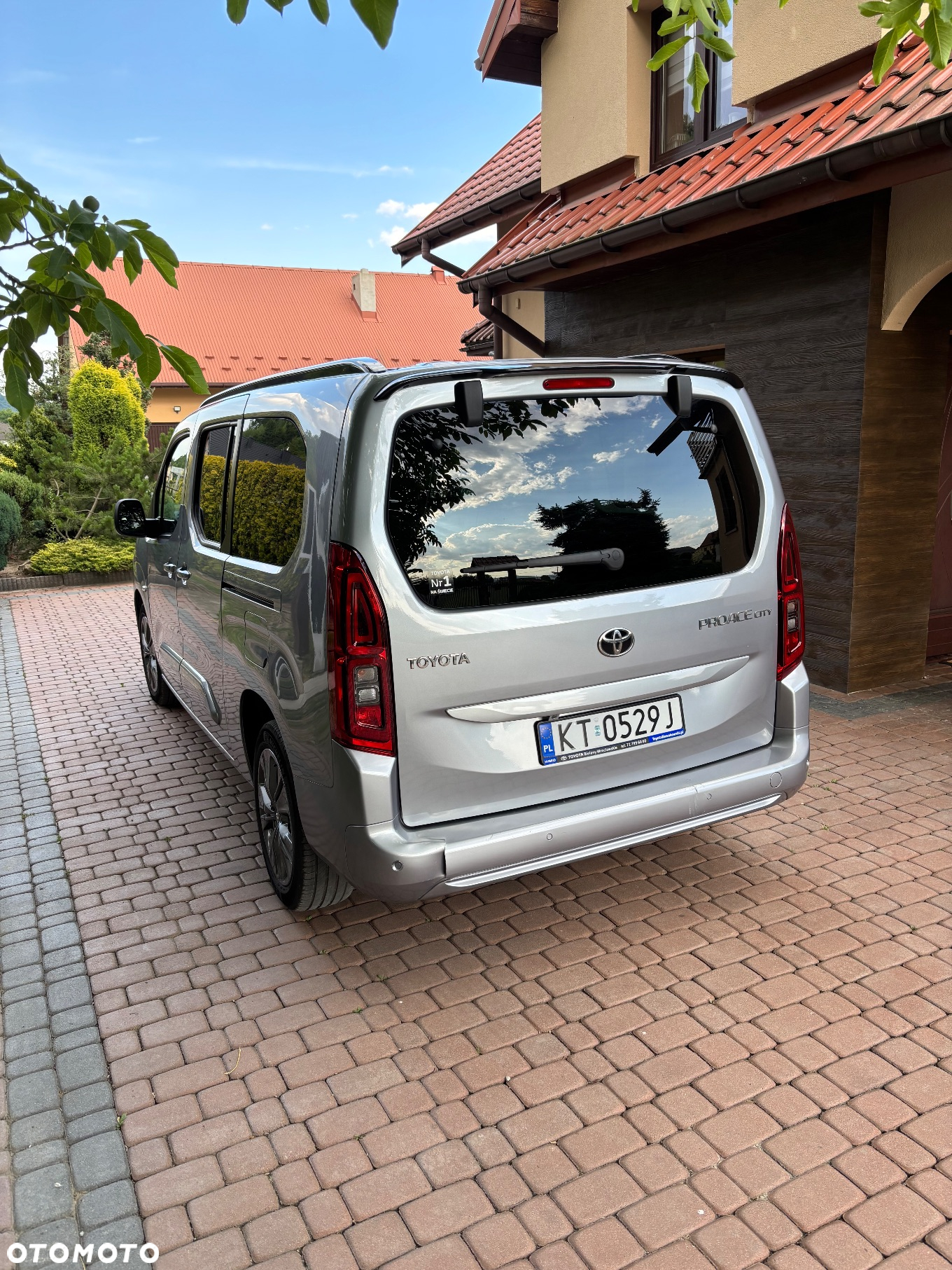 Toyota Proace City Verso Long 1.5 D-4D Family - 2