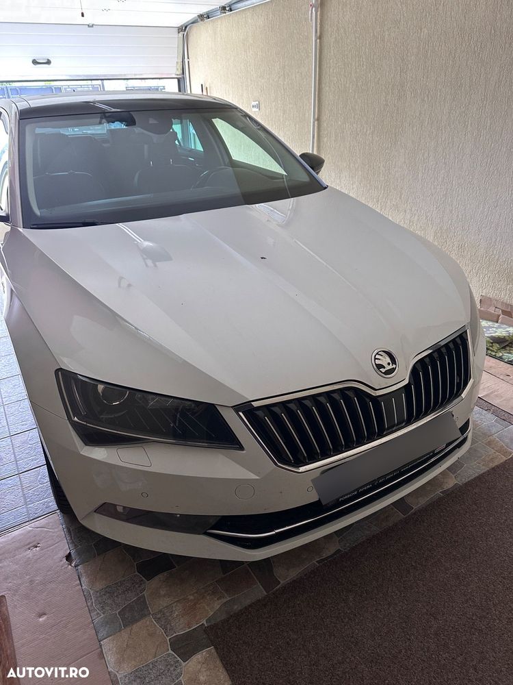 Skoda Superb 2.0 TDI DSG L&K - 9