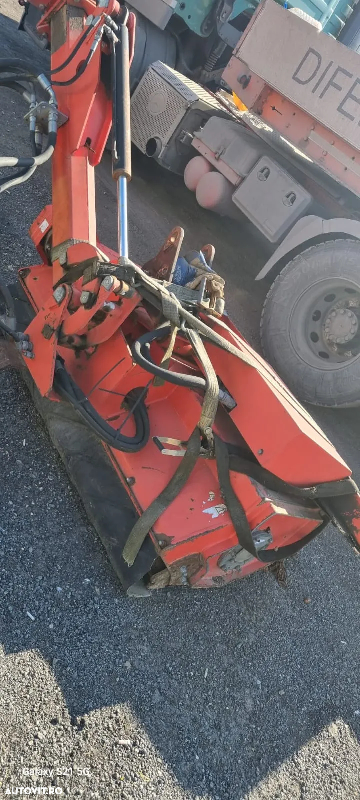 Alta Cositoare, tocătoare, tăietor crengi Maschio Gaspardo Lara 850 pentru drumuri - 8
