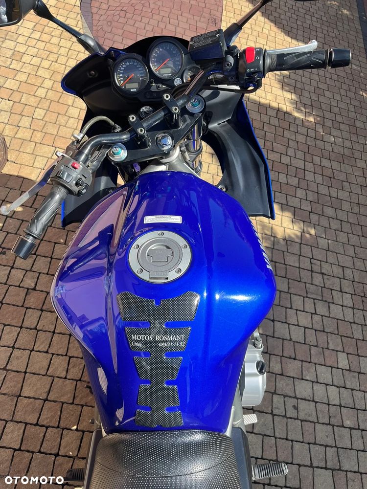 Yamaha FZS - 2