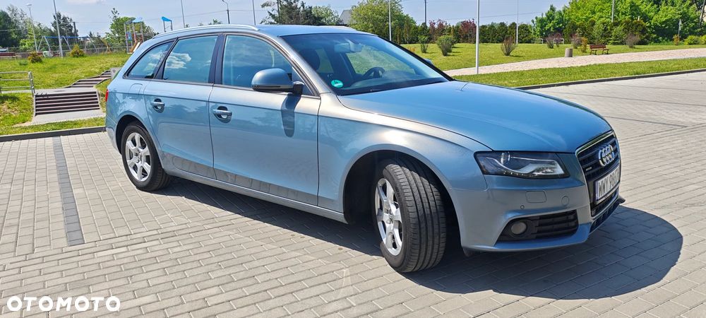 Audi A4 Avant 2.0 TDI DPF quattro Ambiente - 1