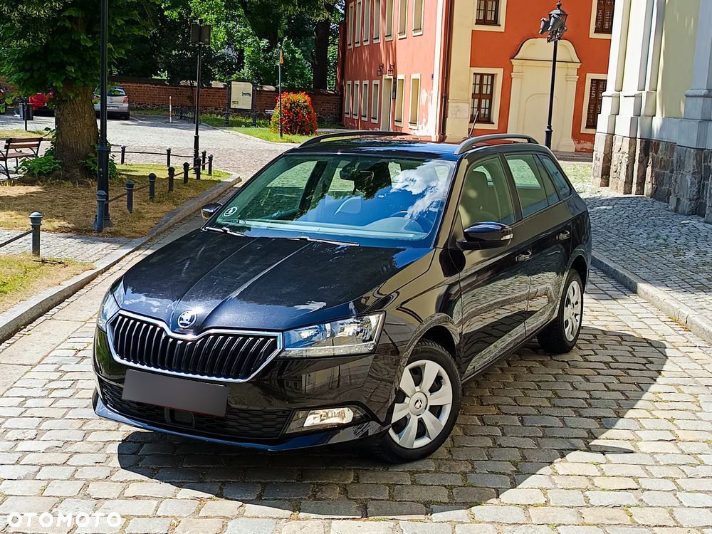 Skoda Fabia 1.0 TSI Ambition Plus - 1