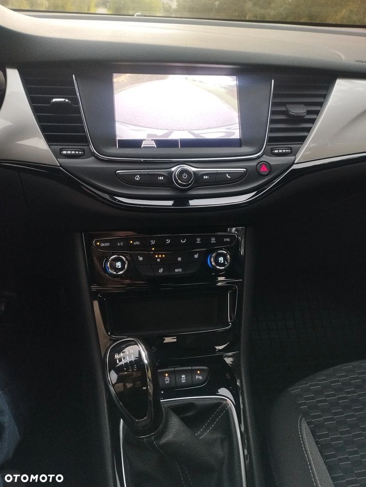 Opel Astra 1.2 T GS Line S&S - 12