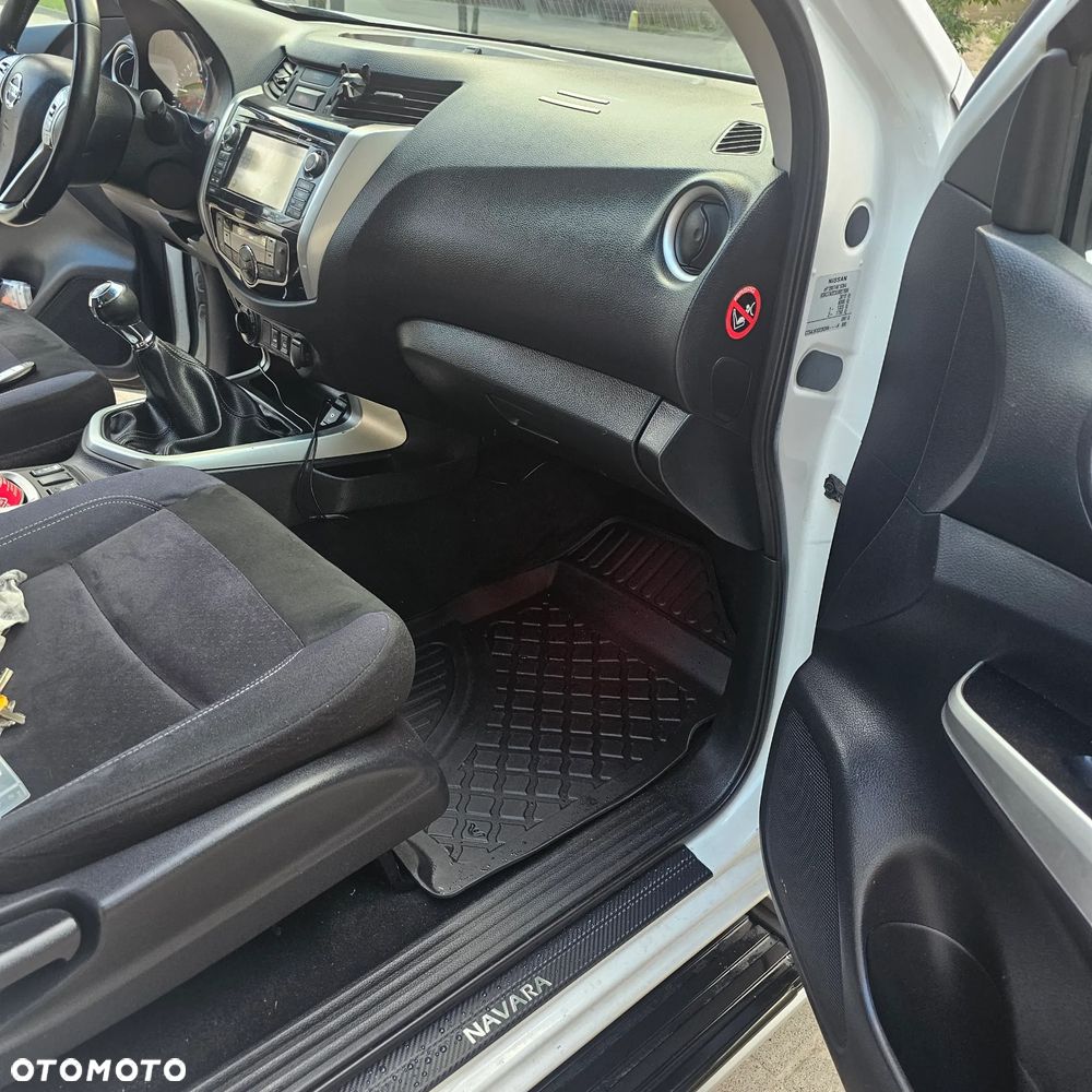 Nissan Navara 2.5 D LE Long EU5 - 27