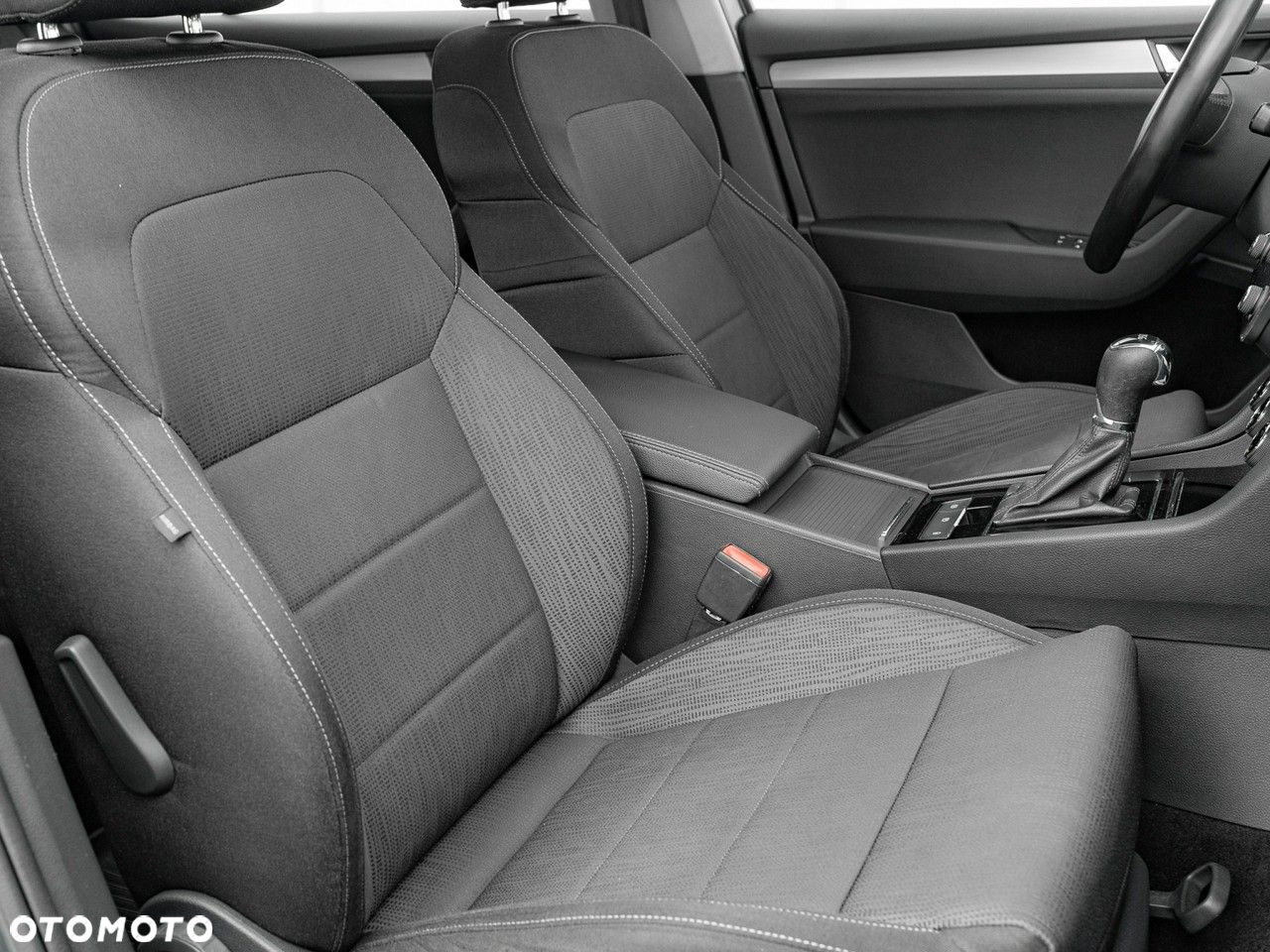 Skoda Superb 1.5 TSI ACT Ambition DSG - 33