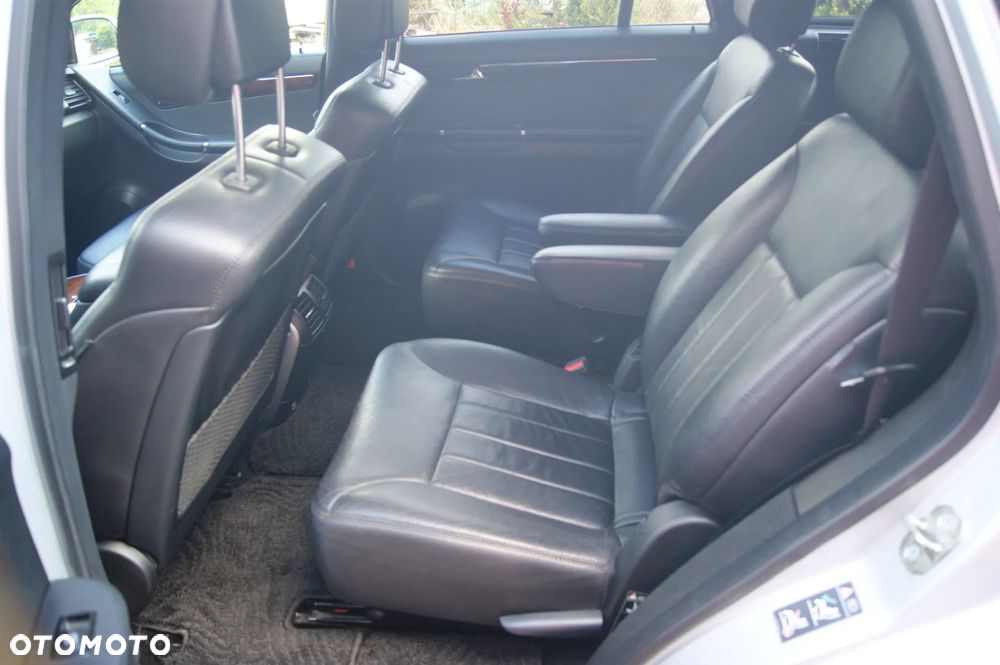 Mercedes-Benz Klasa R 500 4Matic 7G-TRONIC - 25