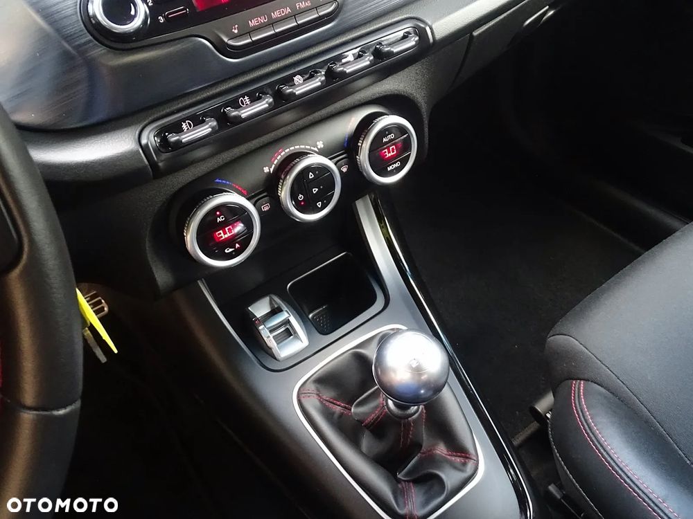 Alfa Romeo Giulietta 1.4 TB MultiAir Progression - 30