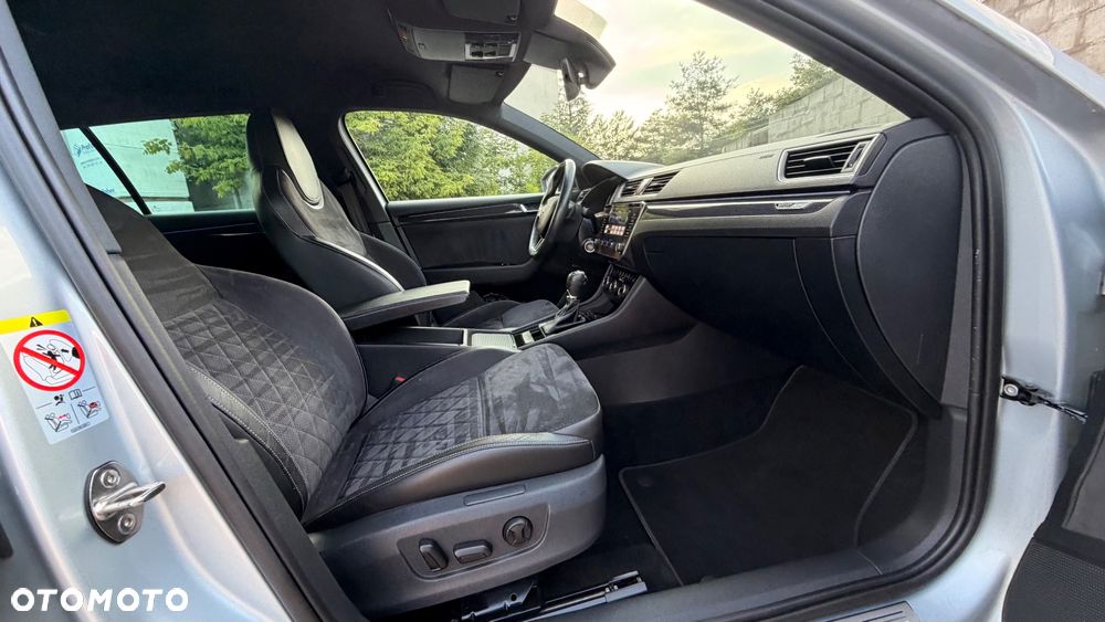 Skoda Superb 1.8 TSI DSG SportLine - 34