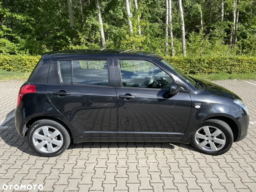 Suzuki Swift 1.3 DDiS 16v GLX - 7