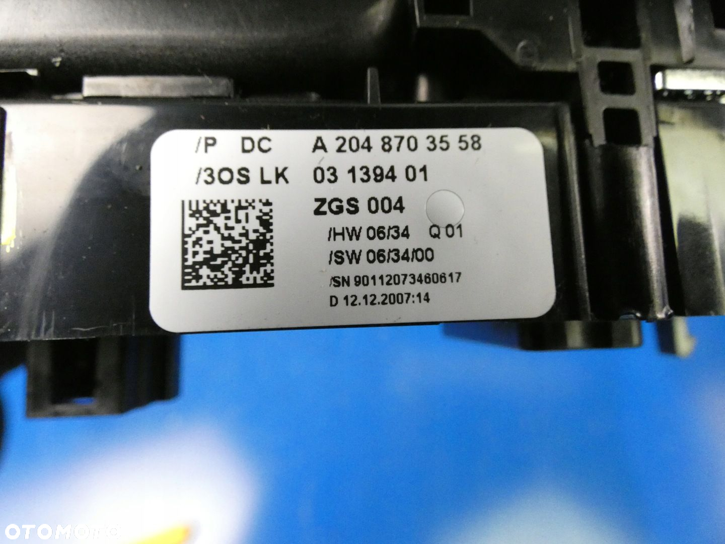 MERCEDES C W204 PRZEŁĄCZNIK SZYB LEWY PRZÓD - 2