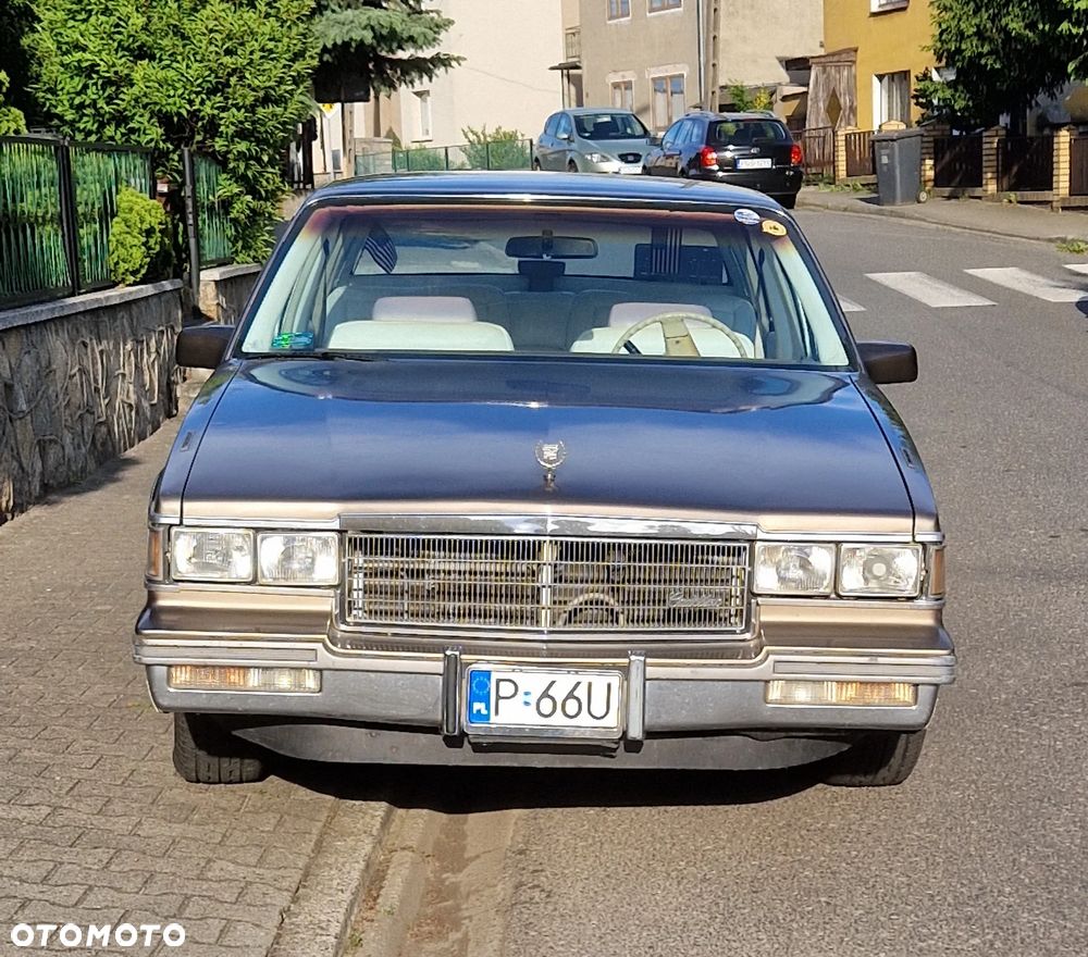 Cadillac Deville - 6