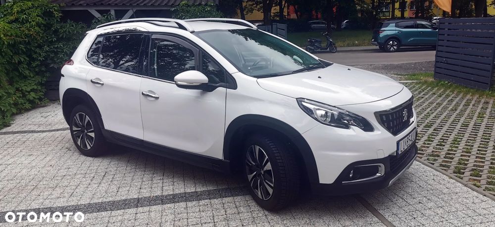 Peugeot 2008 1.2 Pure Tech Style S&S - 5
