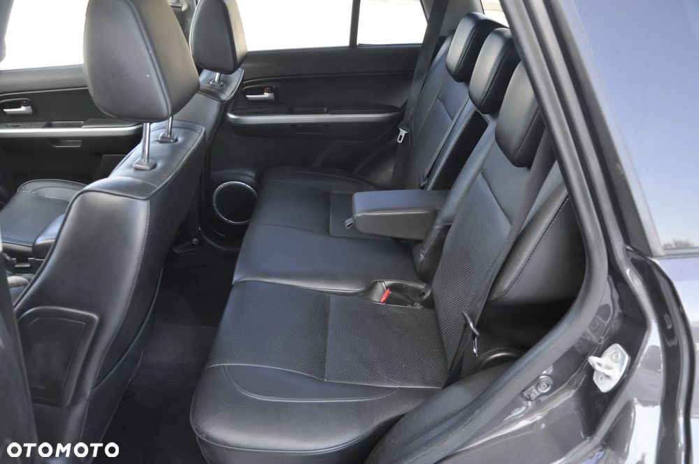 Suzuki Grand Vitara 1.9 DDiS Comfort DPF Limited - 11