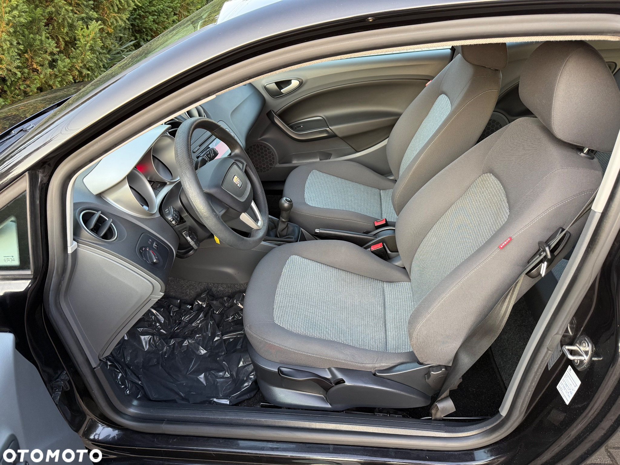 Seat Ibiza SC 1.4 16V Sport - 10