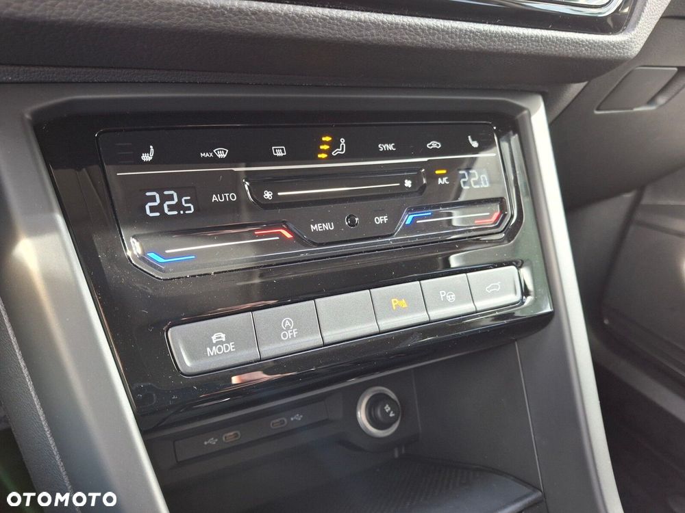 Volkswagen Touran 1.5 TSI EVO Highline DSG - 29