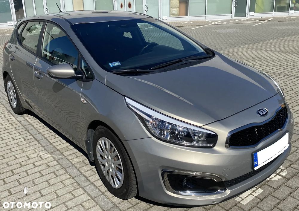 Kia Ceed Cee'd 1.6 CRDi L DCT - 4