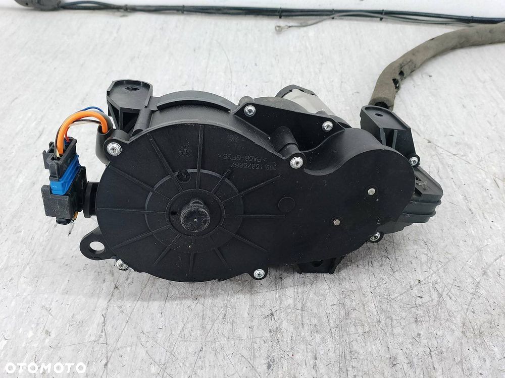 MECHANIZM DRZWI PRZESUWNYCH LEWY PEUGEOT 1007 9680508180 1.4 - 9