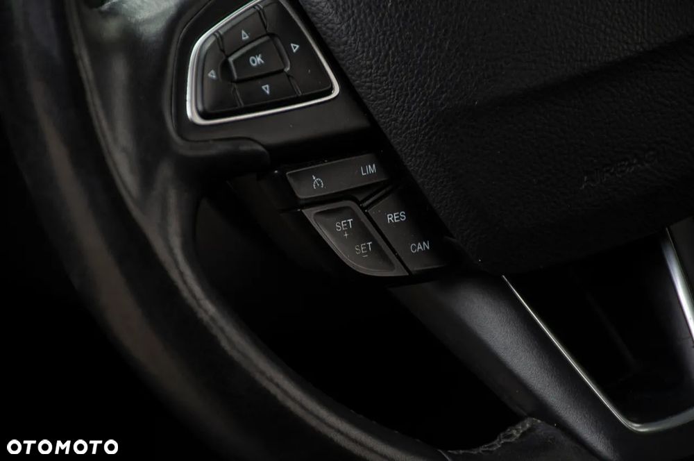 Ford Focus - 21