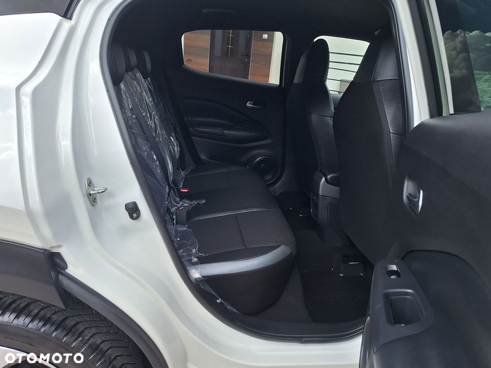 Nissan Juke 1.0 DIG-T N-Connecta DCT - 10
